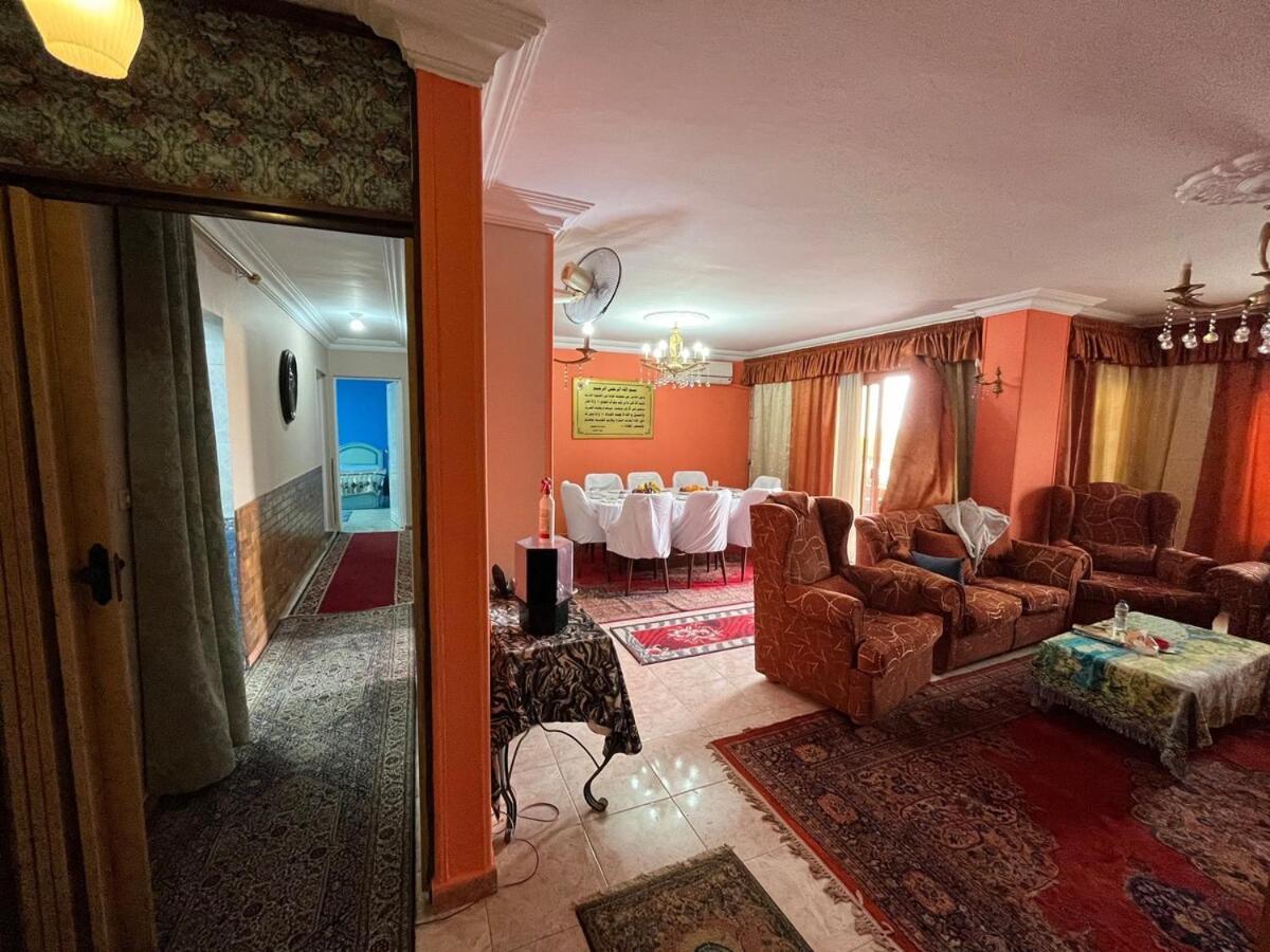Spacious Apartment - Heliopolis 10Min From Airport Caïro Buitenkant foto