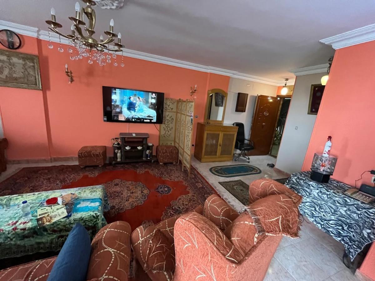 Spacious Apartment - Heliopolis 10Min From Airport Caïro Buitenkant foto